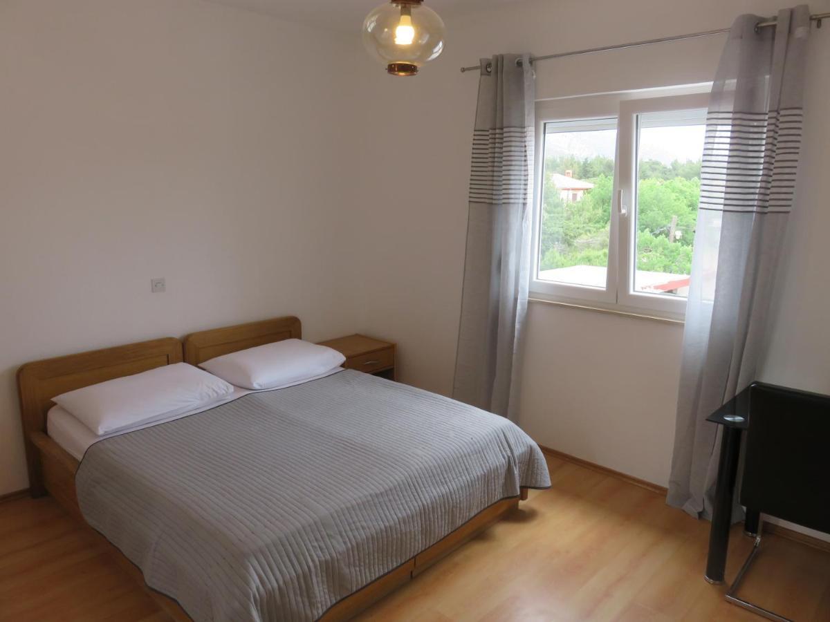Apartmani Mm Starigrad Paklenica Exterior photo